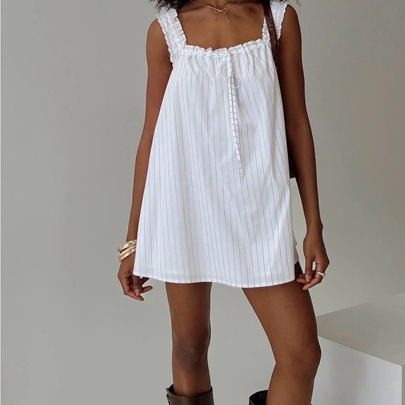 Princess Polly Dresses & Skirts - Princess Polly size 4 White Striped Sleeveless Dress. Worn once.in stores now